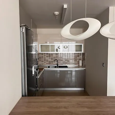 Dzevahir Sky Apartment